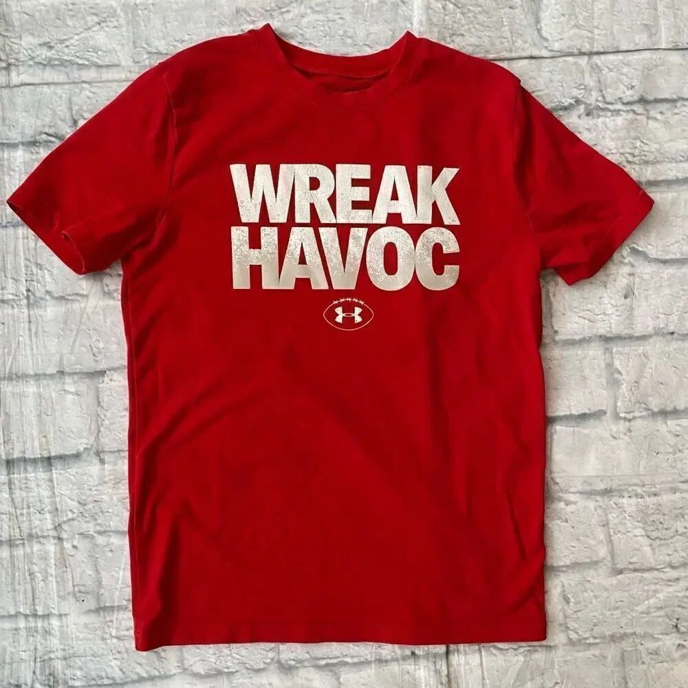 Under Armour boys youth M loose fit heat gear Crewneck t-shirt red
